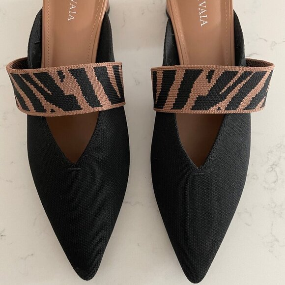Vivaia Pointed-Toe Heeled Mules 3D Knit Upper Solid Black w Animal Print Sz 40 - Picture 9 of 10